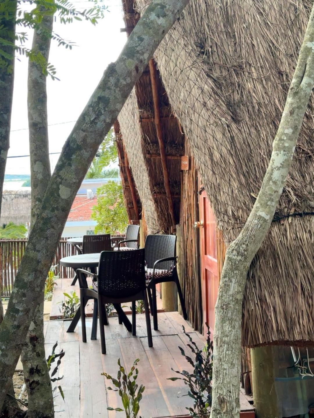 Hotel & Eco Cabanas Azul Maria Бакалар Экстерьер фото